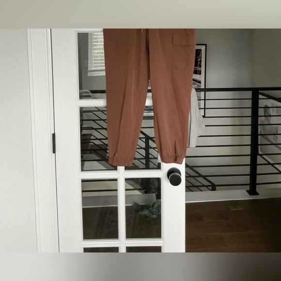 Old Navy Stretch Tech Joggers Pants Brown Taupe Size S - Picture 3 of 8